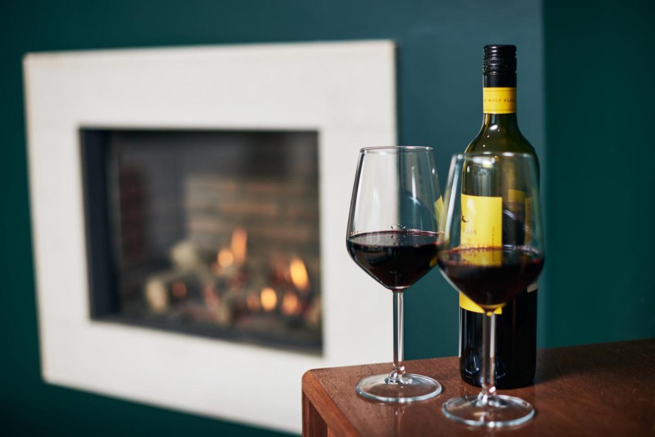 Maes Y Mel- A Couples, Pet Friendly, Rural Romantic Getaway With Countryside Views Gellywen Eksteriør billede